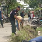 Manfaatkan Hari Libur, Kades Buniayu - Sukamulya, Ajak Warganya Kembali Tumbuhkan Budaya Gotong Royong