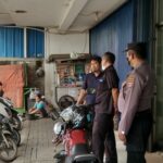 Unit Samapta Polsek Panongan Polresta Tangerang Patroli Dialogis Sampaikan Pesan Kamtibmas Serta Pantau Pelaksanaan PPKM